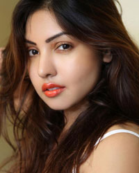 Komal Jha